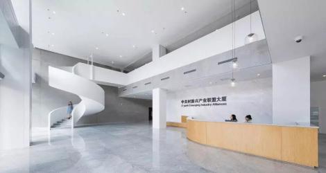 成都海倫天麓銷售中心，東方優(yōu)雅與現(xiàn)代融合的空間縮影！
